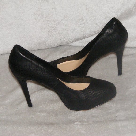 Jessica  Simpson Round Black Heels - Picture 1 of 6